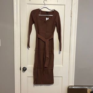 Brown Dynamite Bardot Neckline MIDI Sweater Dress. Size M